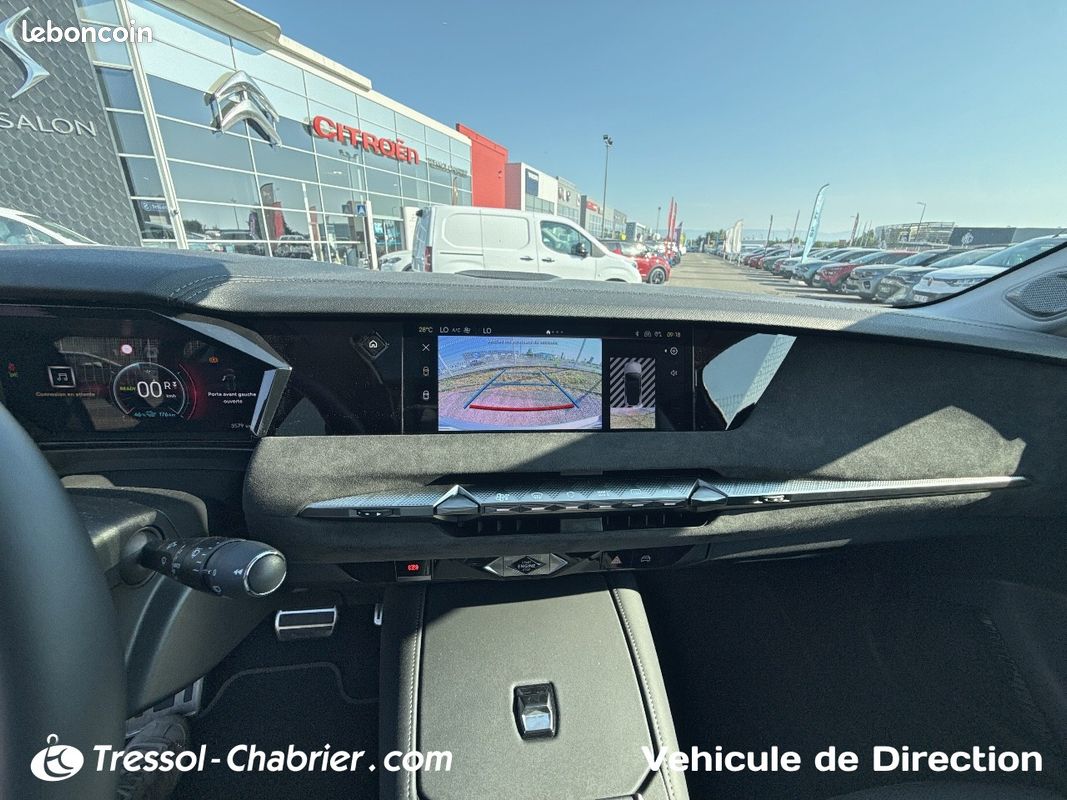 DS N°4 E-Tense Etoile - Alcantara (image 26)