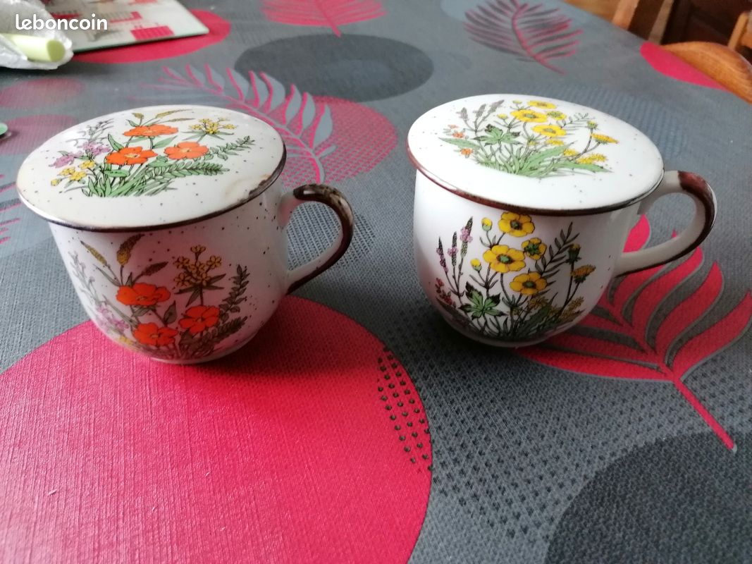 2 mugs avec couvercle (image 1)