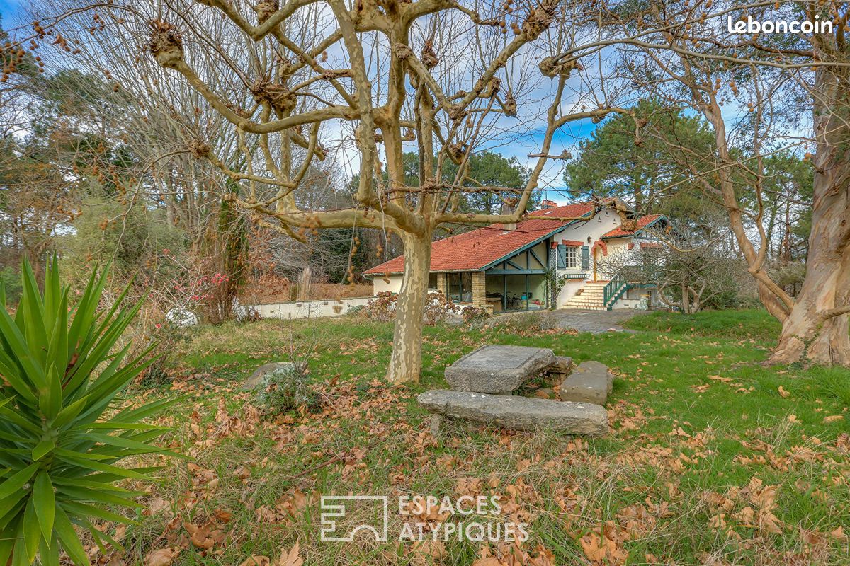 Maison 9 pièces 260 m² - Bidart 64210 (image principale 1)