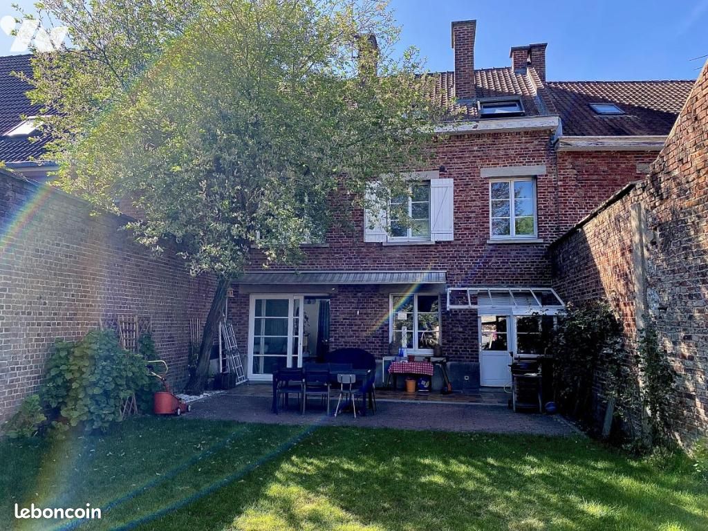 Maison 6 pièces 146 m² · à Seclin · 146 m² · 374 800 €