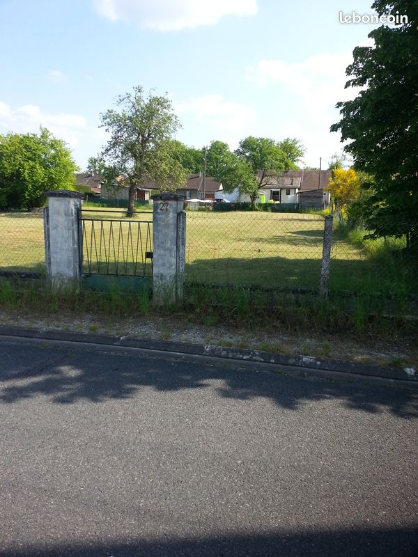 Terrain constructible a Souesmes (loir et cher) · 27 000 €