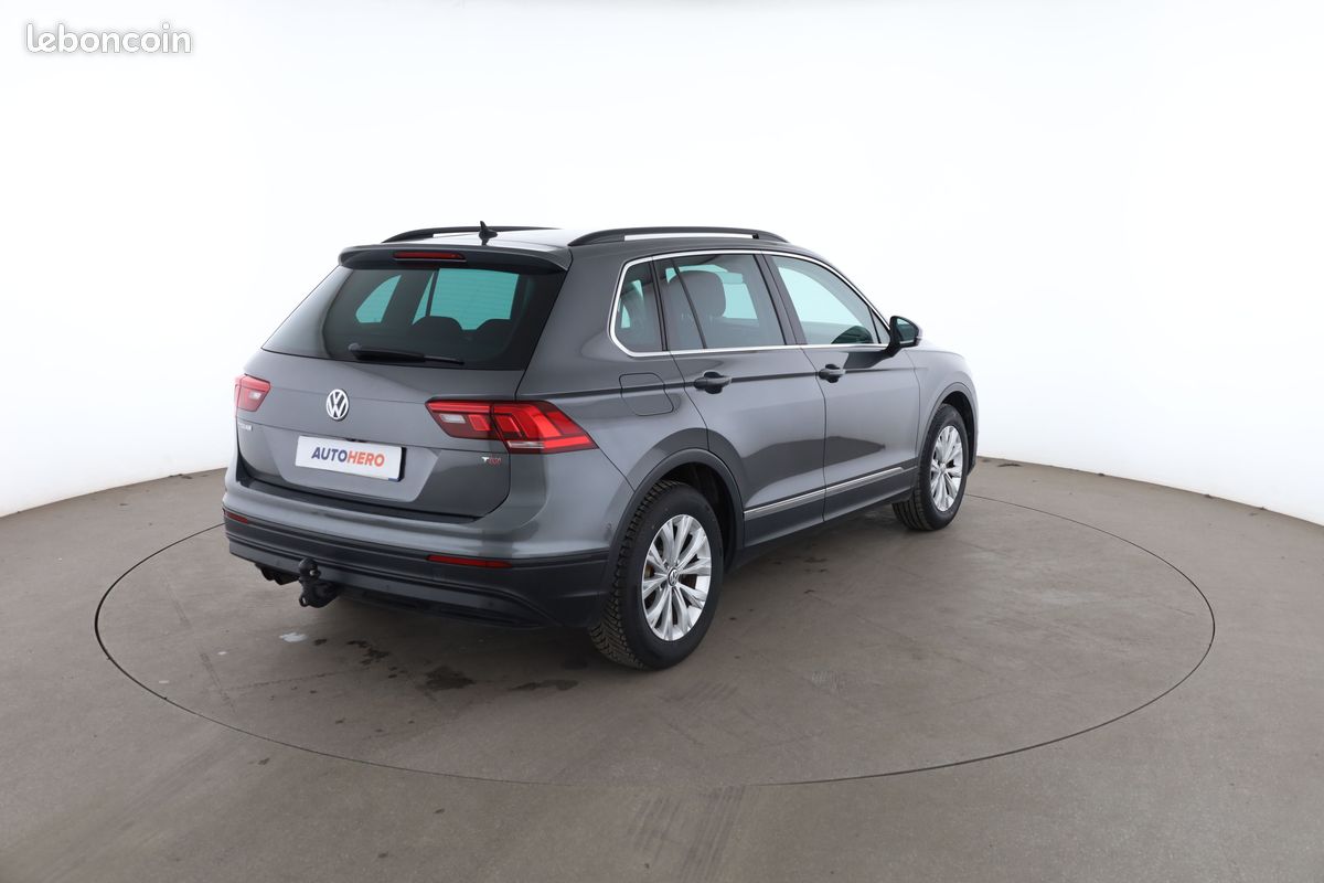 Volkswagen Tiguan 1.4 TSI ACT BlueMotion Tech Confortline BV6 150 ch (image 3)