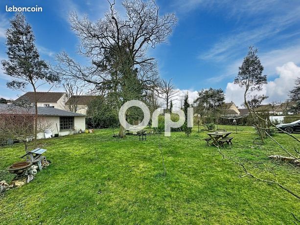 Terrain 715 m² Lacroix Saint Ouen