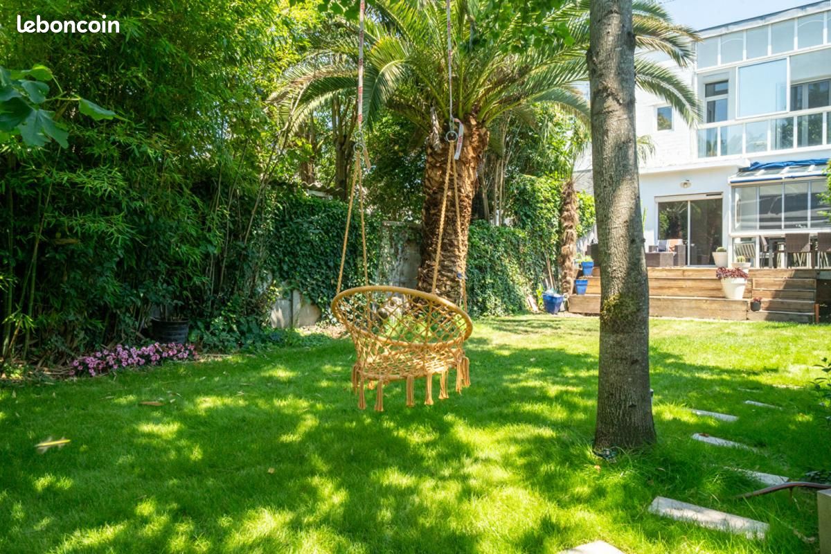 Maison 6 pièces 200 m² · à Bordeaux · 200 m² · 890 000 €