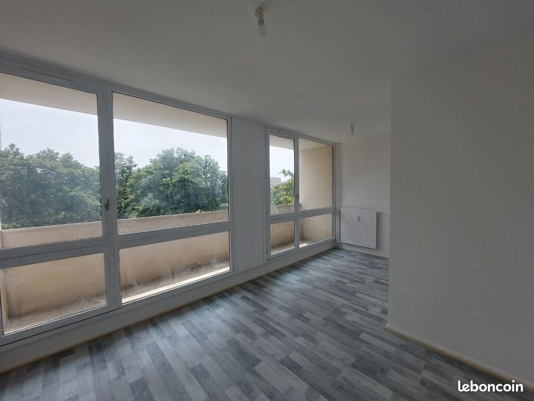 Appartement 3 pièces 44 m² · à Villeurbanne · 44 m² · 701 €/mois