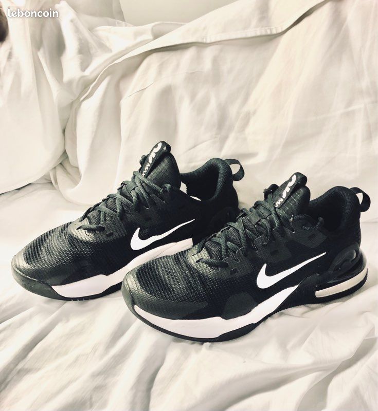 Baskets Nike Nike Air Max 270 Taille 43 Vend Basket Nike Air Max