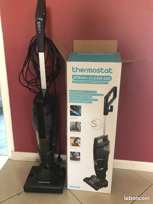 Aspirateur balai vapeur Électroménager