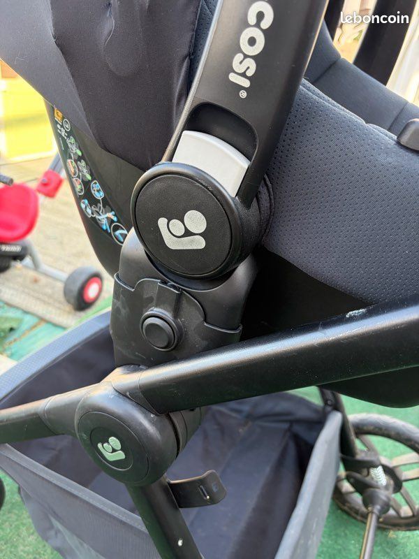 Poussette Maxi Cosi Oxford + cosy + base isofix (image 4)