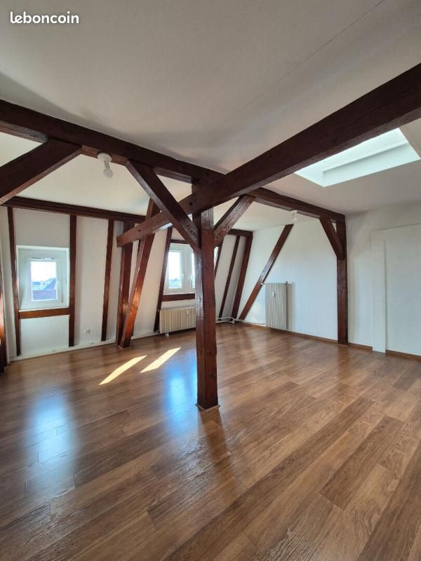 Appartement 3 pièces 93 m² · à Strasbourg · 93 m² · 999 €