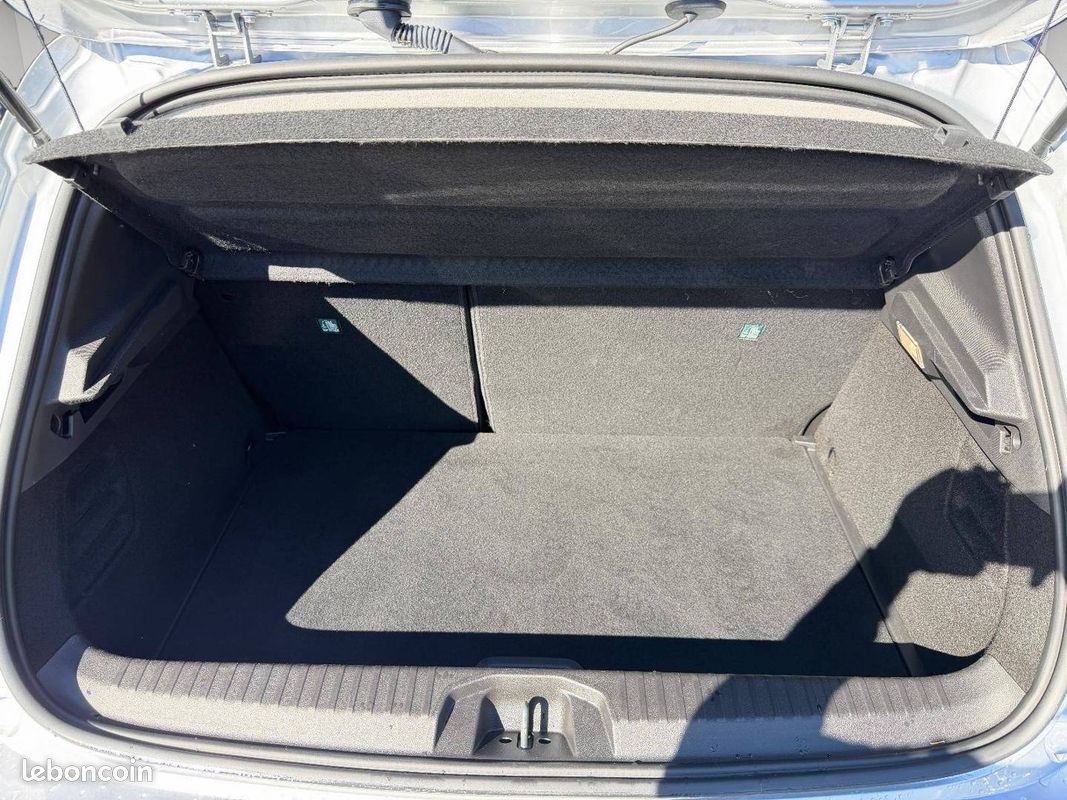 RENAULT Clio TCe 90 Equilibre (image 10)