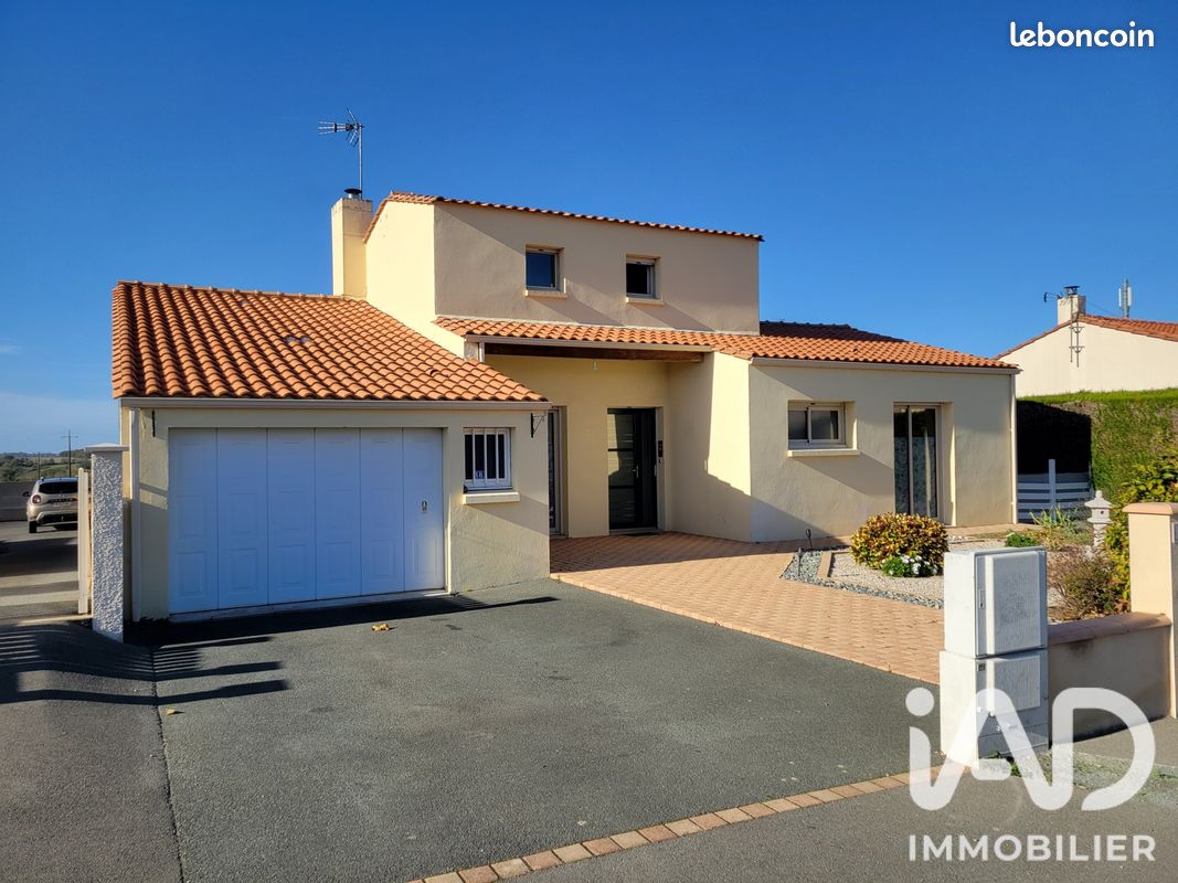 Maison 6 pièces 143 m² · à Chavagnes-les-Redoux · 143 m² · 228 500 €