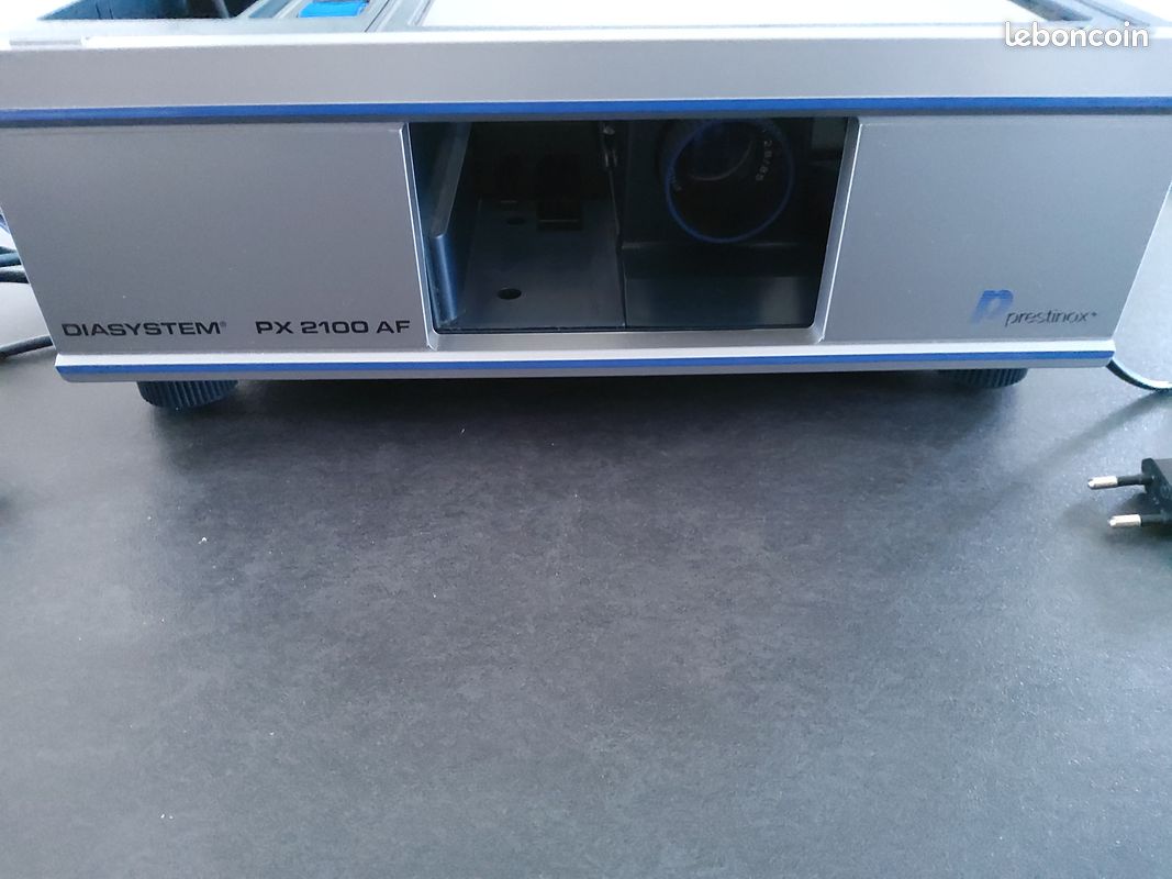 Ancien Projecteur Diapositives Diasystem Px Prestinox 2200 G à Charleville Mézières 28053684 Ancien Projecteur Diapositives Diasystem Px Prestinox 2200 G à Charleville Mézières 28053684