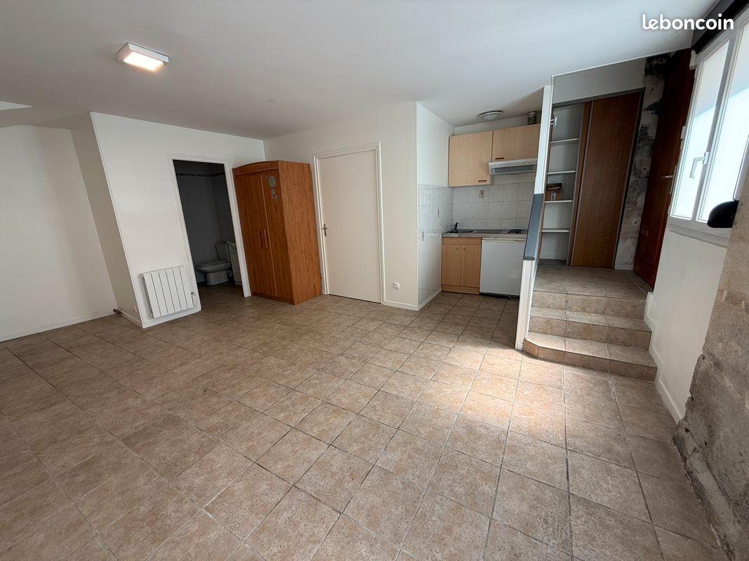Appartement 1 pièce 28 m² · à Châlons-en-Champagne · 28 m² · 490 €