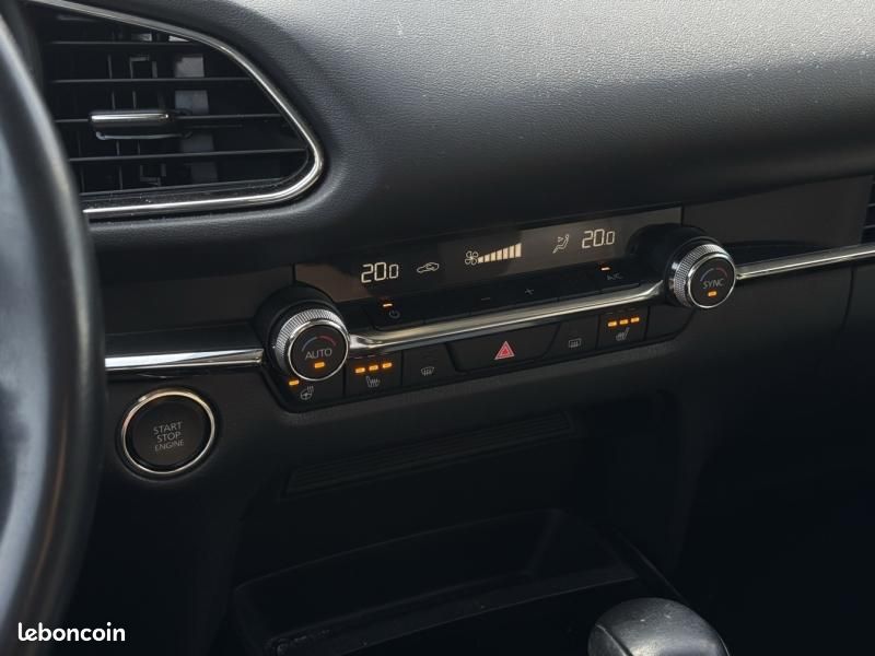 Mazda CX-30 2.0 e-SKYACTIV-X M-Hybrid 186ch Exclusive BVA 2022 (image 14)