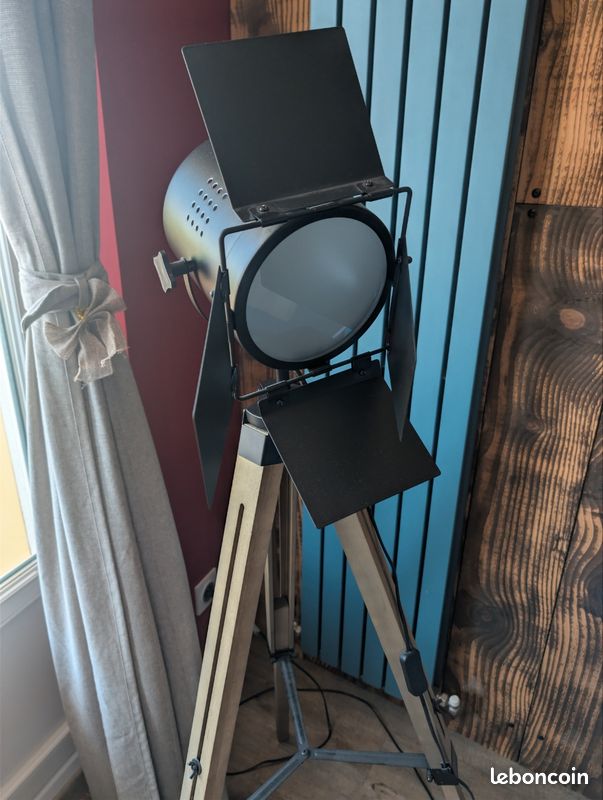 Lampe style cinéma (image 2)