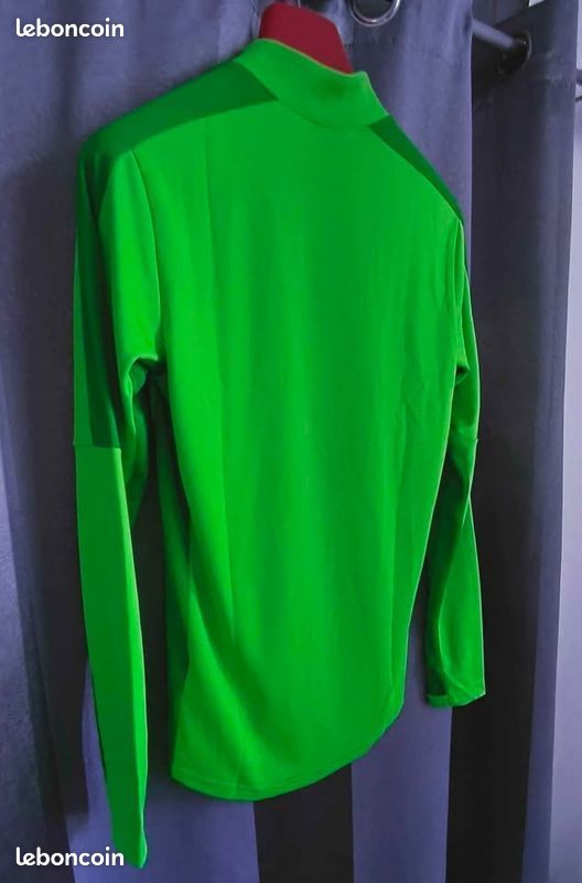 Maillot NIKE taille S neuf avec étiquette (image 1)
