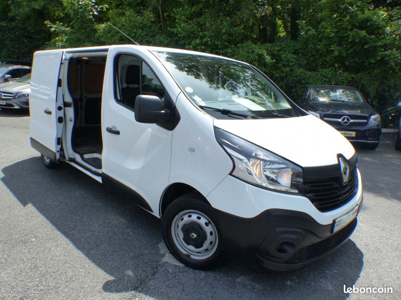 Renault TRAFIC III FG L2H1 1200 1.6 DCI 95CH CONFORT EURO6 (image 10)