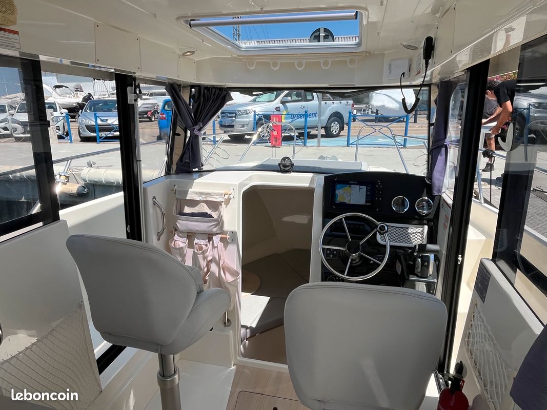 Quicksilver 805 Pilothouse Captur (2021) - 225 CV V6 4T Mercury (127 H) (image 4)