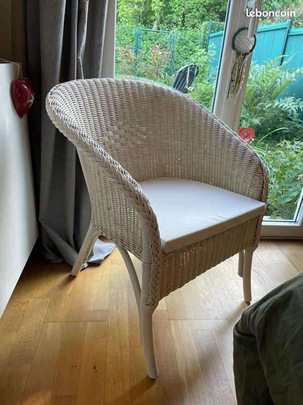 Fauteuil rotin blanc (image 4)