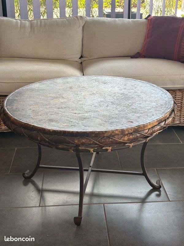Table basse ronde fer et cuir (image 1)