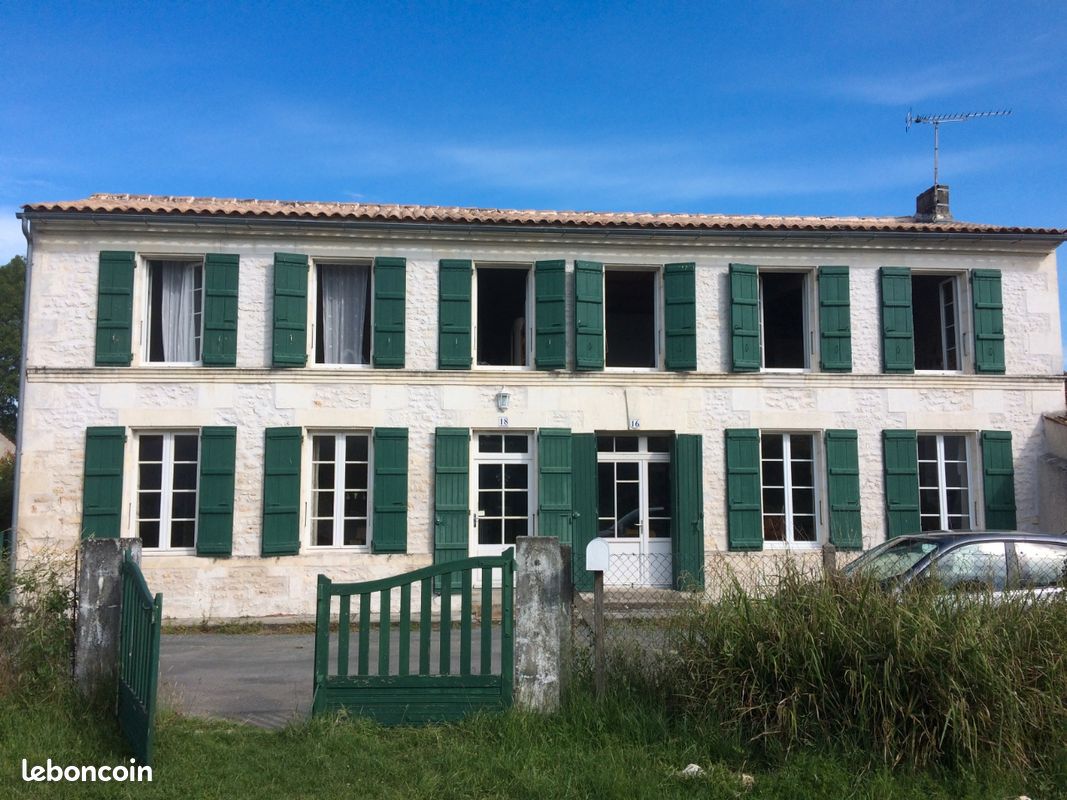 Maison 7 pièces 230 m² · à Sablonceaux · 230 m² · 330 000 €