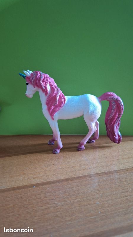Schleich – Licorne Mandala Jument – Figurine 16 Cm – Tatouage Magique – Dès 5 Ans – Bayala