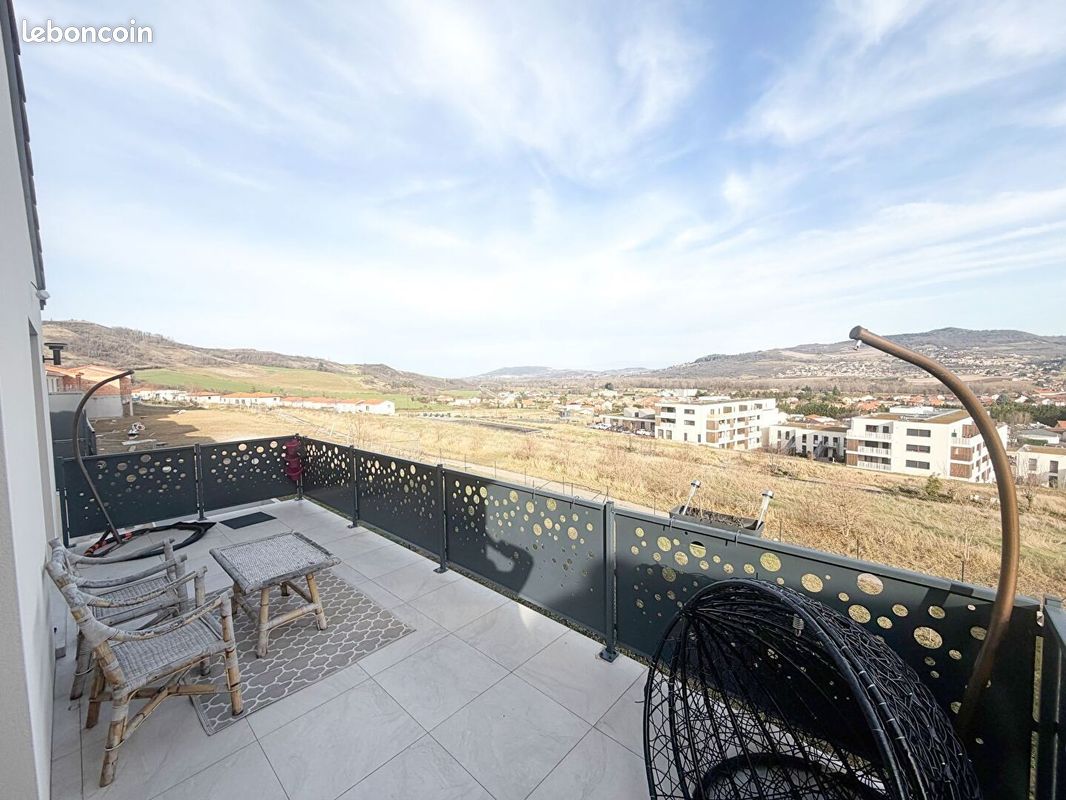 Maison 4 pièces 115 m² · à Les Martres-de-Veyre · 115 m² · 349 000 €