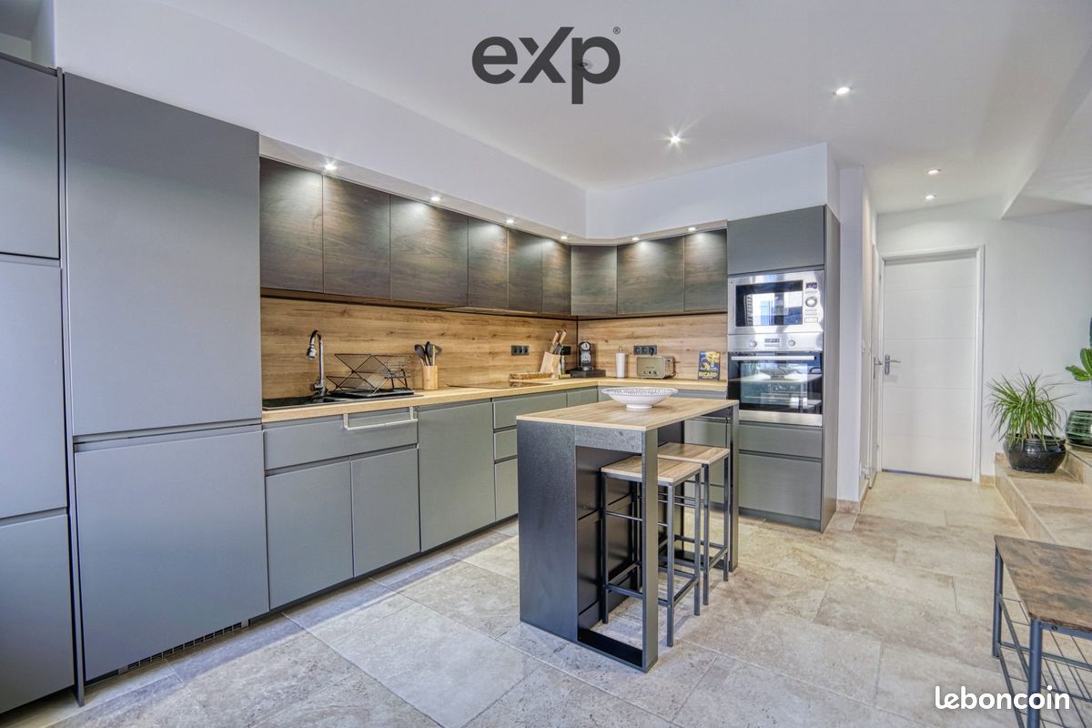 Appartement 3 pièces 86 m² · à Villelaure · 86 m² · 292 000 €