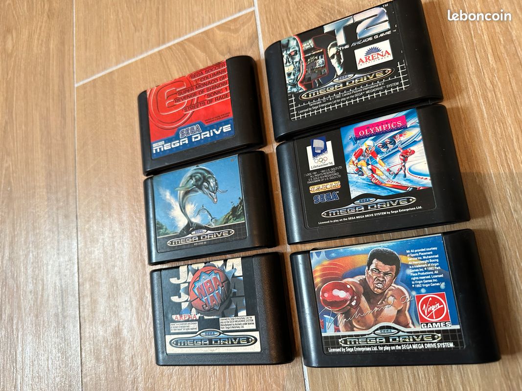 Sega - Mega Drive - 14 mega drive games - Jeu vidéo - Dans la boîte d