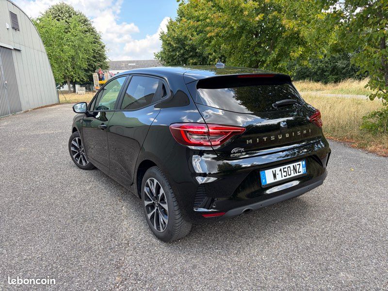Mitsubishi Colt 1.0 Mpi 91 Invite+ 5 ans garantie noir (image 2)