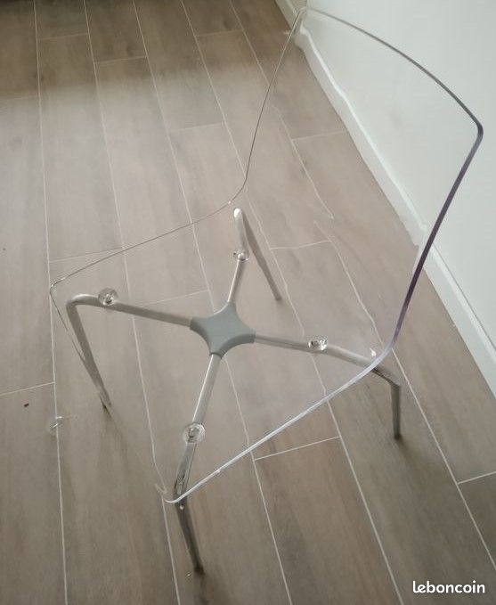 Chaise transparente ikea (image 1)