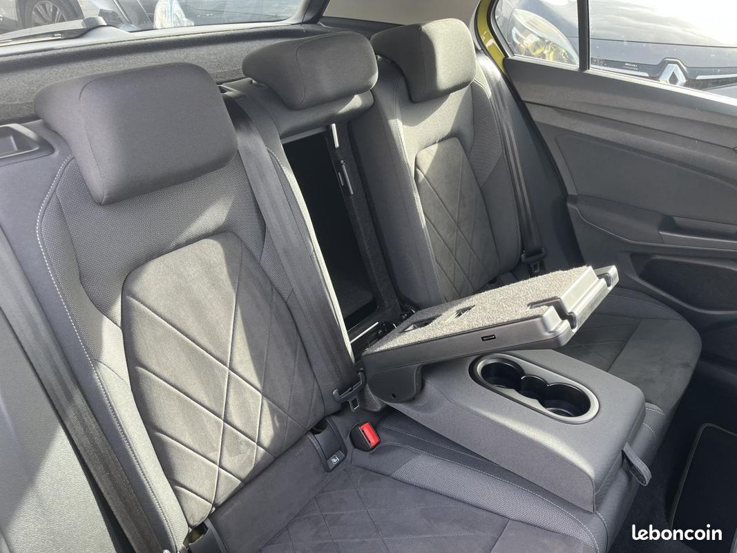 VOLKSWAGEN GOLF 1.5 eTSI OPF 150ch Style 1st DSG7 - Attelage/T.O/IQ Light/Sièges AV chauff/JA 18 (image 18)