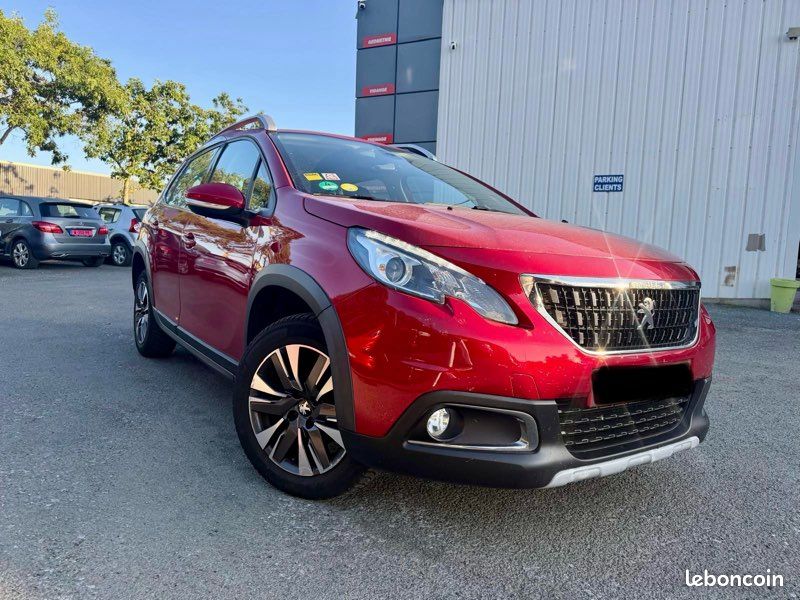 Peugeot 2008 HDI 100ch Phase2*ALLURE*GARANTIE (image 5)