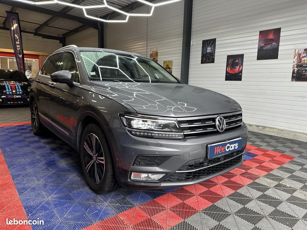 VOLKSWAGEN TIGUAN 2.0 16V TDI BlueMotion - 150 - BV DSG 7 2016 Carat Exclusive PHASE 1 (image 3)
