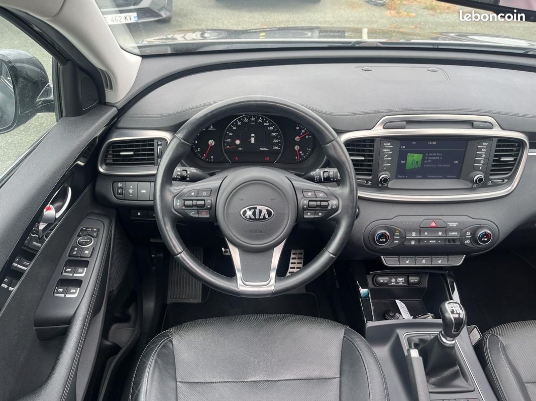 KIA SORENTO 2.2 crdi 200 isg premium 4x4 7 places (image 12)