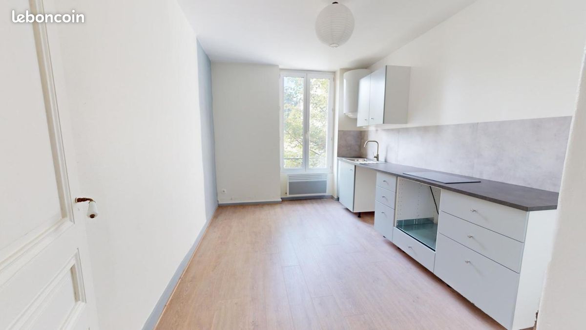 Appartement 2 pièces 46 m² · à Saint-Étienne · 46 m² · 430 €/mois