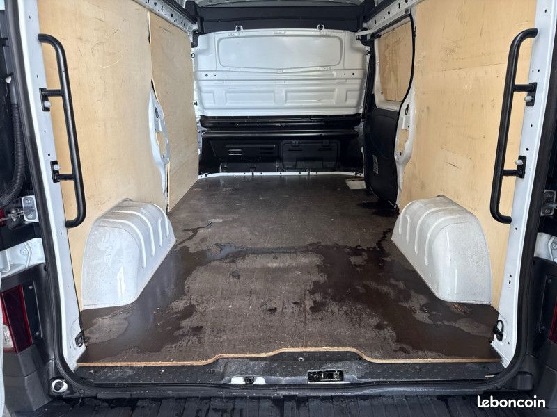 Renault TRAFIC III FG L2H2 1200 2.0 DCI 145CH ENERGY GRAND CONFORT E6 (image 11)