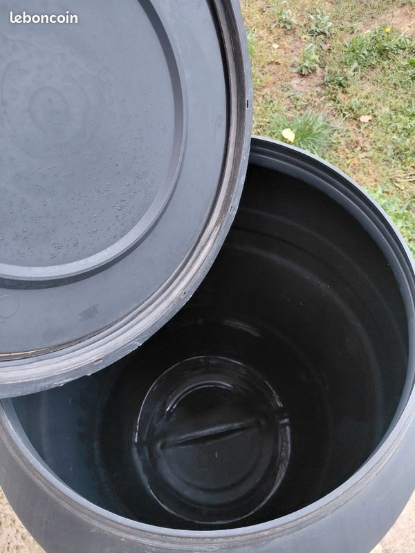 3 bidons de 200 litres (image 2)
