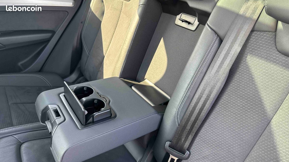 AUDI Q5 35 TDI 163 S tronic 7 S line (image 40)