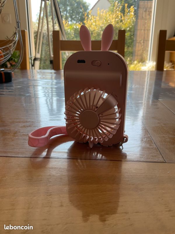 Porte clé goodies Mini ventilateur de poche usb porte clé rechargeable (image 3)