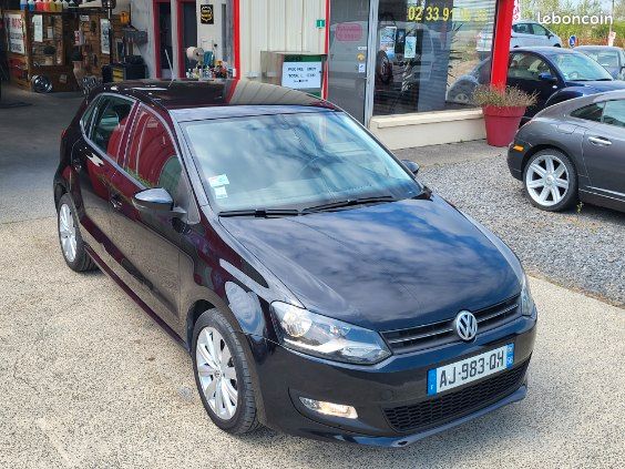 Volkswagen polo 1.6 tdi "sportline" (image 5)