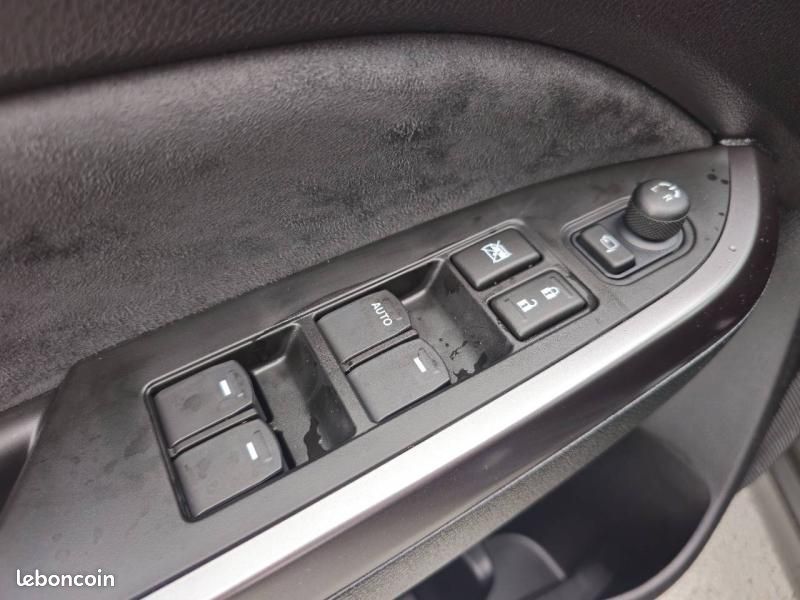 Suzuki Vitara 1.4 Boosterjet Hybrid 110ch Style Auto MY25 (image 9)