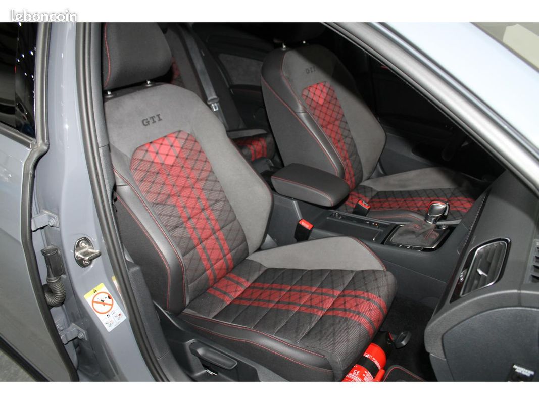 Volkswagen golf gti tcr 2.0 16v tsi - 290 - phase 2 - suivi complet vw - sort de revision (image 10)