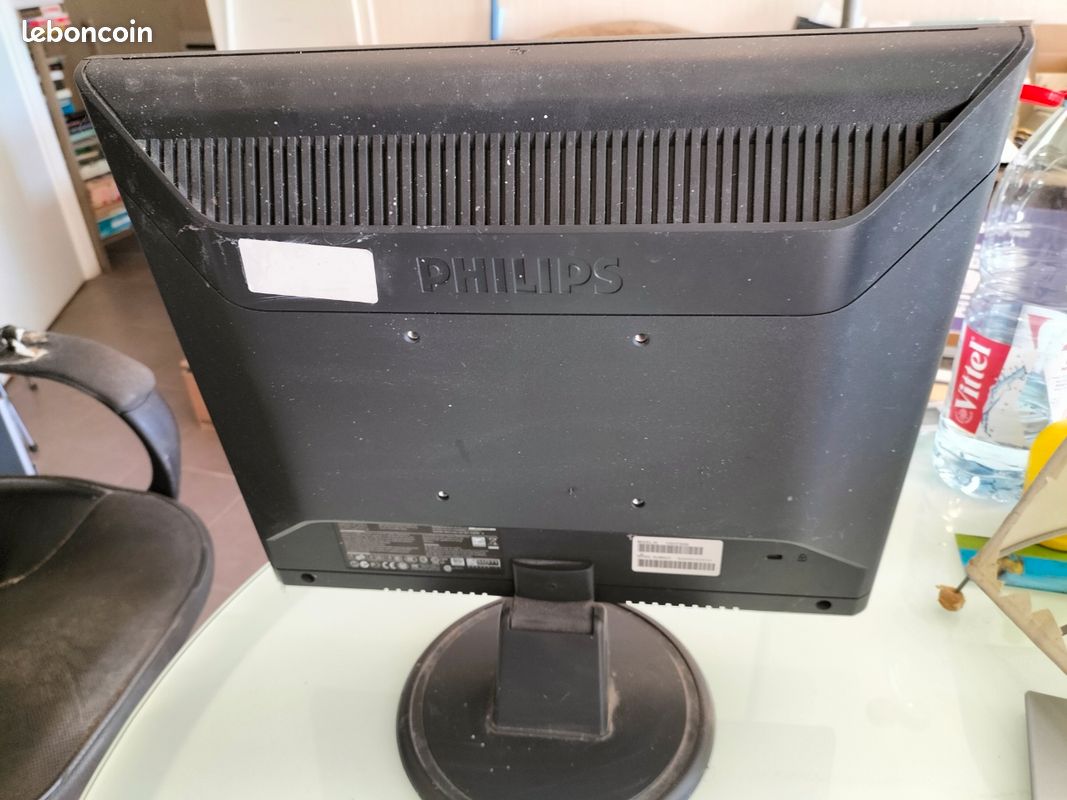 2 TOURS ACER ASPIRE WINDOWS 7 et XP en Panne + Boîte à Musique LABTEC + ÉCRAN/ CLAVIER ( Au Choix possible) (image 20)