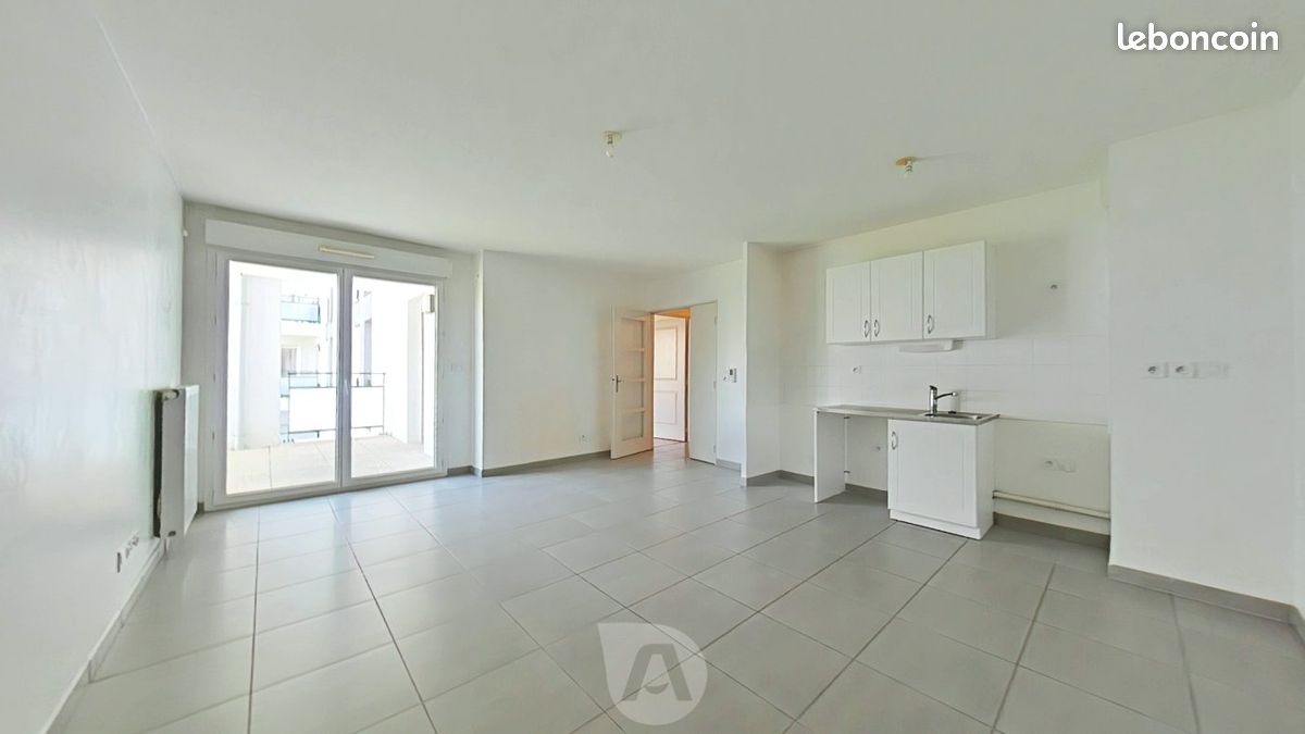 Appartement 2 pièces 49 m² · à Meyzieu · 49 m² · 170 000 €
