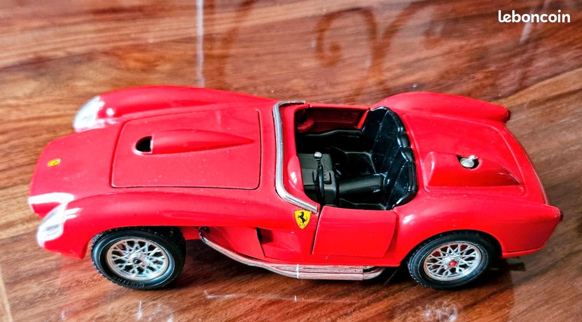 Voiture miniature Testa Rossa (image 3)