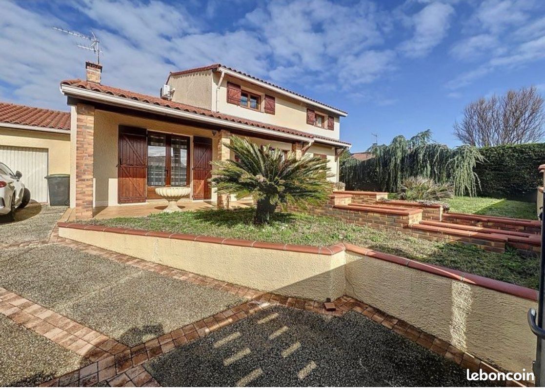 Maison 7 pièces 190 m² · à Saint-Loup-Cammas · 190 m² · 395 000 €