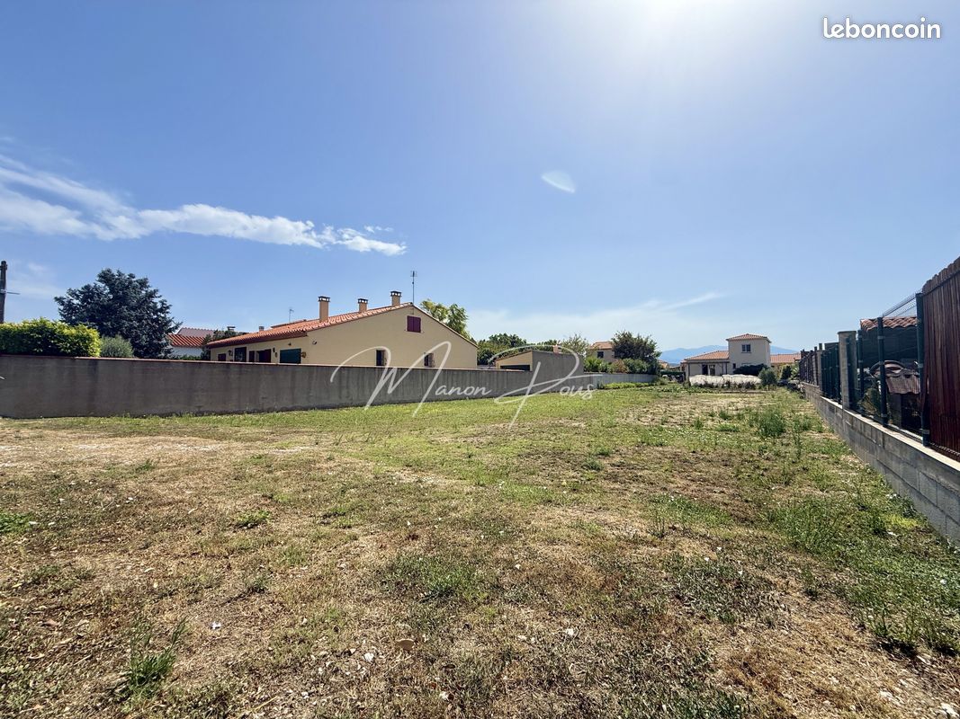 Terrain 1087 m² · à Estagel · 1 087 m² · 135 000 €