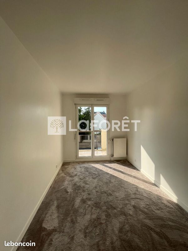 Appartement a louer pontault-combault - 3 pièce(s) - 65 m2 - Surfyn