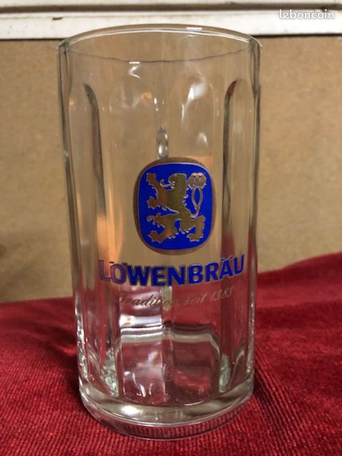Choppes à bière en verre LOWENBRAU (image 1)